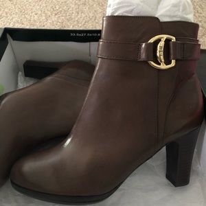 Brand new Ralph Lauren boots!